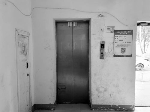 17年電梯頻出故障，業主驚魂的“任性下墜”